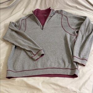 Tommy Bahama Gray and Red Crewneck Sweater